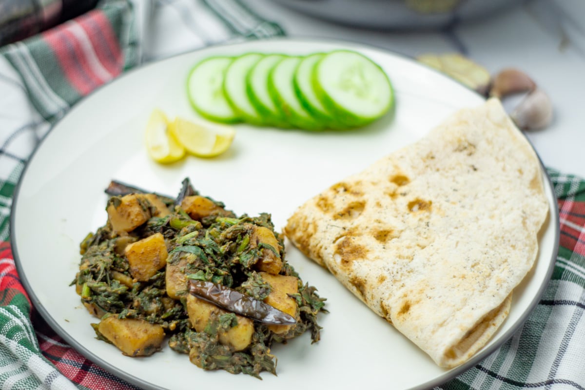 Healthy Aloo Palak: Nutritious Spinach Potato Curry Benefits